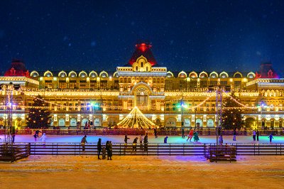 На катке Нижегородской ярмарки в предновогодние дни организованы специальные сеансы для многодетных семей На катке Нижегородской ярмарки в предновогодние дни организованы специальные сеансы для многодетных семей