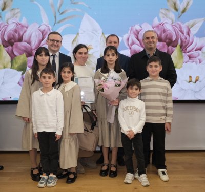 В Нижегородской области наградили 26 многодетных матерей за особый вклад в воспитание детей В Нижегородской области наградили 26 многодетных матерей за особый вклад в воспитание детей