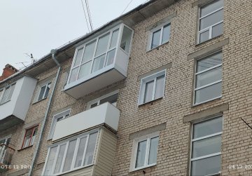 В Дзержинске управляющая компания отремонтировала балконную плиту в одном из домов после крупного штрафа от ГЖИ