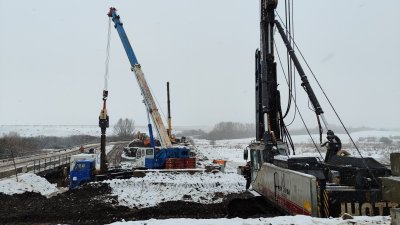 Специалисты регионального Минтранса проверили ход работ по реконструкции моста через Шнару в Гагинском округе Специалисты регионального Минтранса проверили ход работ по реконструкции моста через Шнару в Гагинском округе