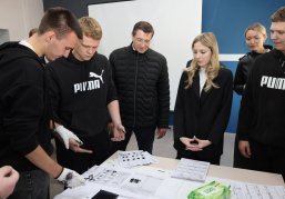 Глеб Никитин оценил работу трех нижегородских техникумов в день 85-летия системы профессионального образования