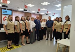Отделение МФЦ открылось в новом помещении в поселке Варнавино