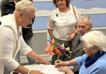 В Нижнем Новгороде состоялось торжественное чествование супругов, отмечающих 75-летие совместной жизни