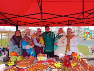 Более двух тысяч человек приняли участие в гастрономическом фестивале «Хороши зелёны щи!» в Ковернино Более двух тысяч человек приняли участие в гастрономическом фестивале «Хороши зелёны щи!» в Ковернино