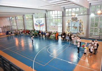 11 команд приняли участие в семейном турнире по исконно русским видам спорта в рамках фестиваля «Семья в спорте» 11 команд приняли участие в семейном турнире по исконно русским видам спорта в рамках фестиваля «Семья в спорте»