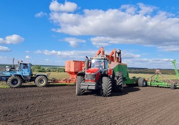 Аграрии Нижегородской области собрали более 1,8 миллиона тонн зерна Аграрии Нижегородской области собрали более 1,8 миллиона тонн зерна