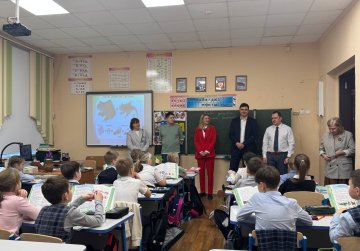 Областной Минтранс провел в нижегородских школах серию уроков по безопасности дорожного движения Областной Минтранс провел в нижегородских школах серию уроков по безопасности дорожного движения