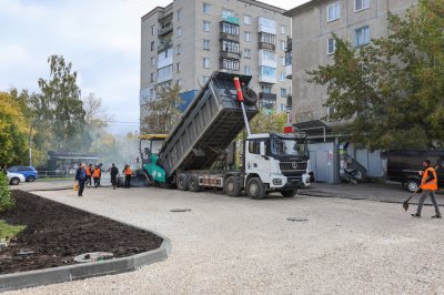 В Дзержинске в этом году будет отремонтировано 12 дворов в рамках нацпроекта «Инфраструктура для жизни» В Дзержинске в этом году будет отремонтировано 12 дворов в рамках нацпроекта «Инфраструктура для жизни»