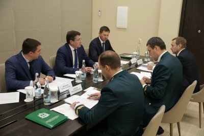 Губернатор Нижегородской области Глеб Никитин провел рабочую встречу с главой Рослесхоза Иваном Советниковым Губернатор Нижегородской области Глеб Никитин провел рабочую встречу с главой Рослесхоза Иваном Советниковым