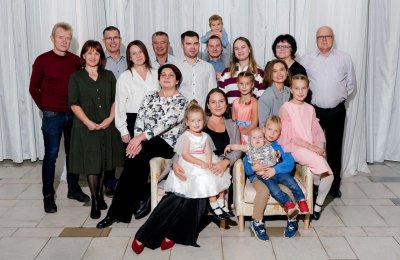 Многодетная семья Ежовых из Арзамаса стала одним из победителей Всероссийского конкурса «Семья года – 2025»