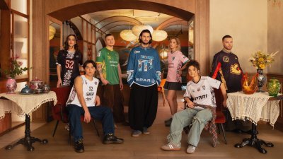 Семь спортивных клубов региона в рамках проекта «Вместе за Нижний» проведут матчи в единой игровой форме, посвященной многообразию хохломы