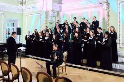 В Нижнем Новгороде подвели итоги II Международного конкурса молодых хоровых дирижеров В Нижнем Новгороде подвели итоги II Международного конкурса молодых хоровых дирижеров