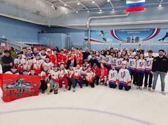 Три нижегородские команды завоевали медали в суперфинале Всероссийских соревнований юных хоккеистов «Золотая шайба»