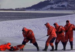 Нижегородцам напомнили о правилах безопасного поведения на льду