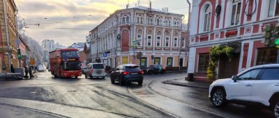 Движение транспорта открыли на трех перекрестках в центре Нижнего Новгорода в связи с завершением замены трамвайных путей