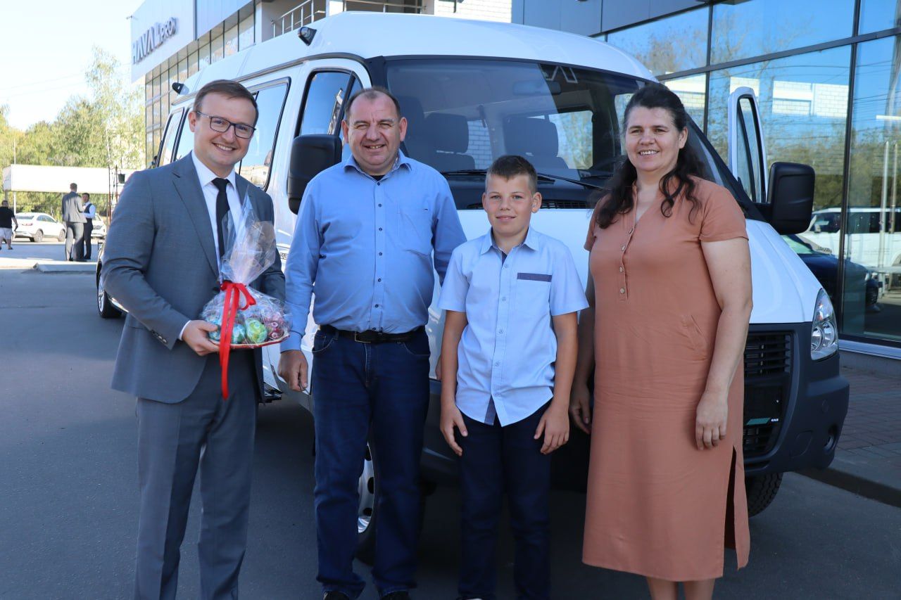 Матери 12 детей из Лукояновского округа Наталии Склянчук присвоено высшее звание Российской Федерации – «Мать-героиня»