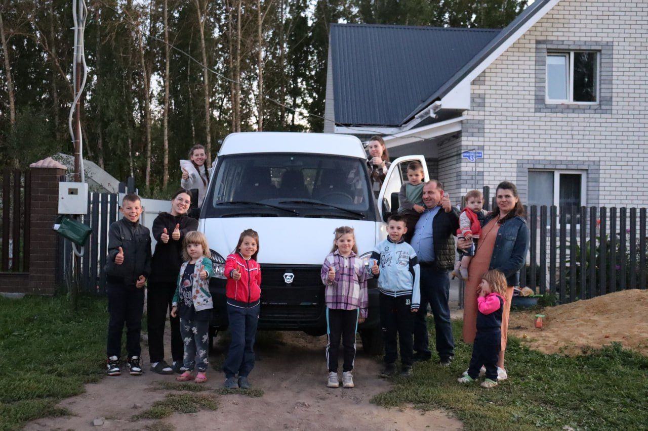 Матери 12 детей из Лукояновского округа Наталии Склянчук присвоено высшее звание Российской Федерации – «Мать-героиня»