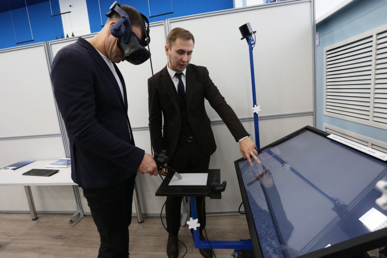 Перспективы работы Нижегородского центра развития промышленной робототехники обсудили на профильной конференции в Нижнем Новгороде Перспективы работы Нижегородского центра развития промышленной робототехники обсудили на профильной конференции в Нижнем Новгороде